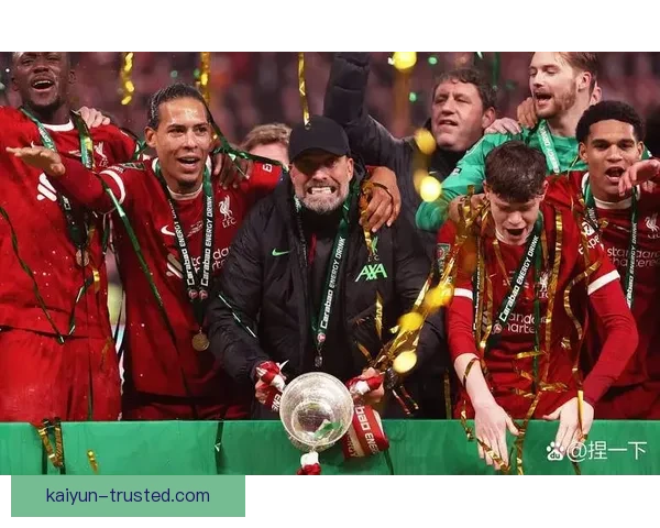 J1联赛杯赛：冠军争夺战如火如荼，球队实力对决备受关注