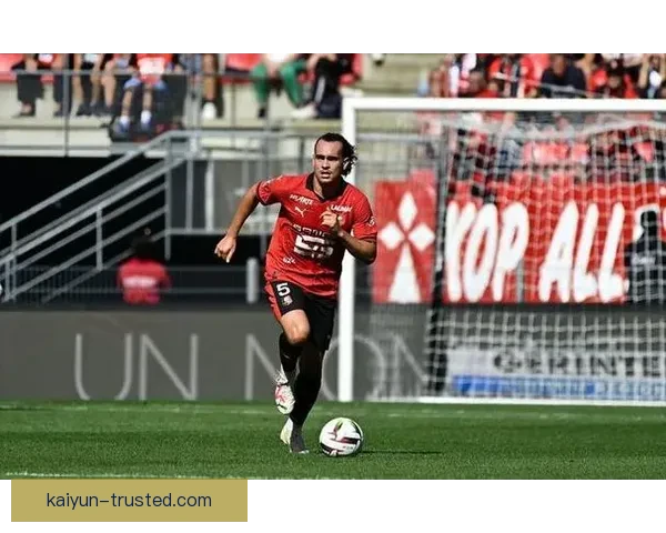 英超战术变化持续显现，球队竞争力增强引关注